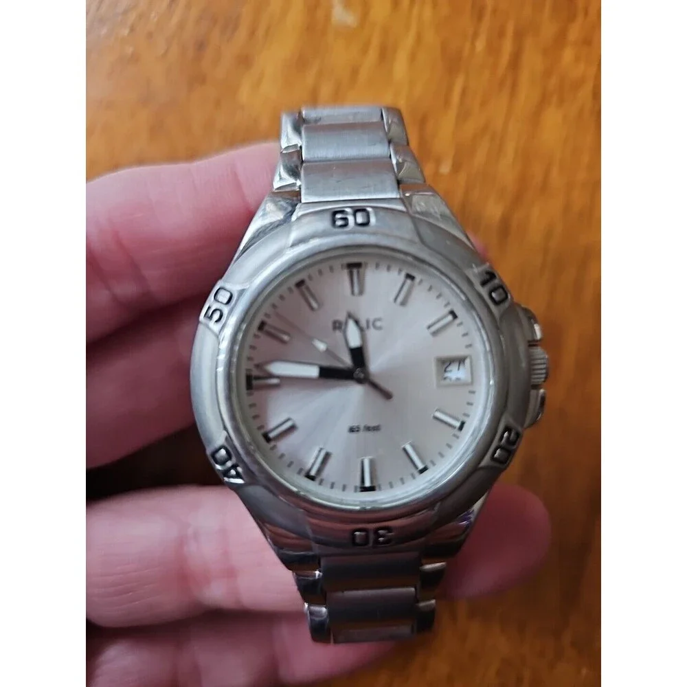 Relic Watch Men Stainless Silver Steel Date 50m Water Resist Battery Gray Quartz